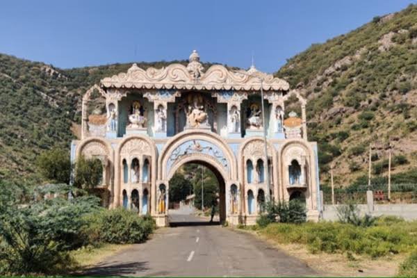 Nalhar Mahadev Mandir (Pandav Kalin Shiv Dham)